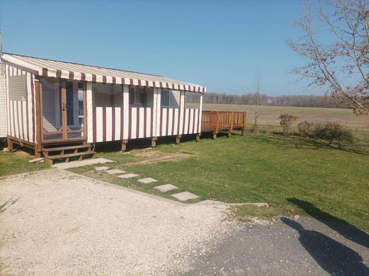 Mobil Home Le Galland De Dugny Онзен Экстерьер фото